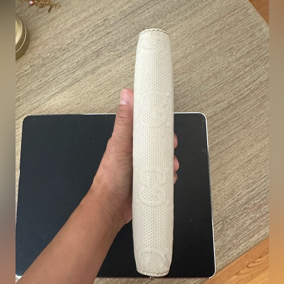 Beautiful Gucci Long Wallet - Picture 7 of 13